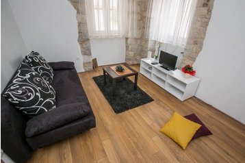 Apartamentai Kaštel Novi 2